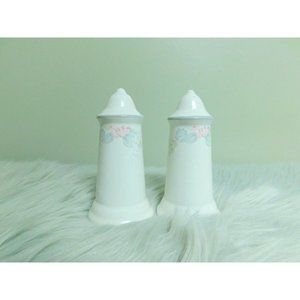 Pfaltzgraff Wyndham Salt & Pepper Shaker Set Floral Gray Band 6'' Tall